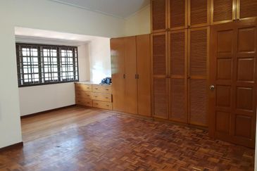 Jalan Taman Bukit Desa