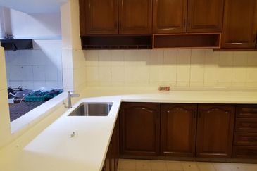 Jalan Taman Bukit Desa