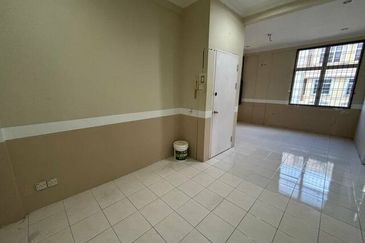 Matang Jaya SoHo Apartment for Sale!