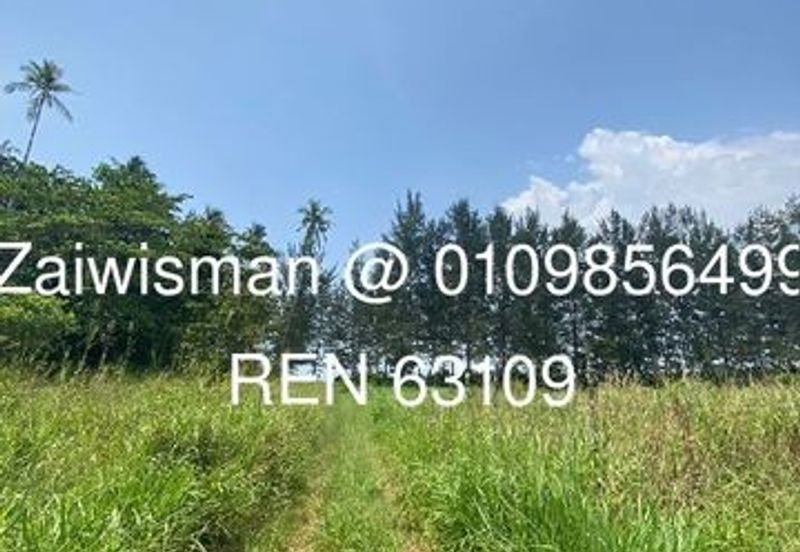 Trombol Paradise Beach Land