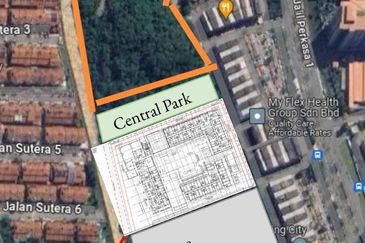 Affordable Full facilities Apartment KINGSWOODZ at Bukit Jalul LRT Link Service for Sale