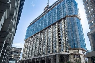 Paxtonz @ Empire City, Damansara Perdana