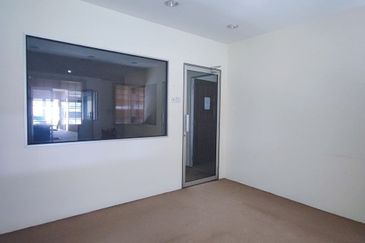 Regalia Business Centre, USJ 1