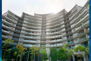 Mirage By The Lake Condominium