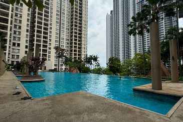 Royal Domain Sri Putramas II