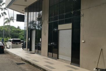 Pusat Perdagangan Seri Kembangan