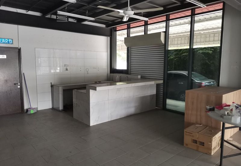 Pusat Perdagangan Seri Kembangan