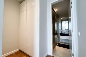 Pavilion Ceylon Hill