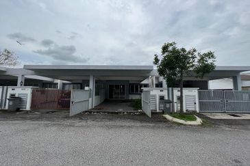 Albury 2 @ Mahkota Hills