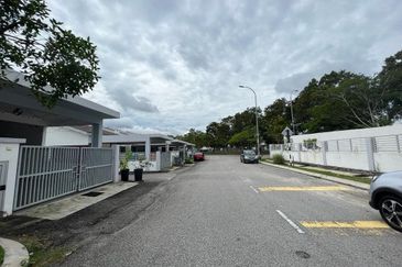 Albury 2 @ Mahkota Hills