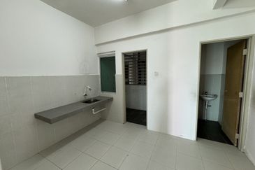 APARTMENT ANJUNG LEKIR