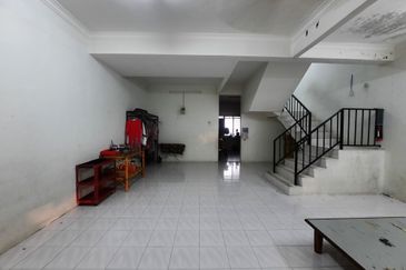 TAMAN DESA MANJUNG RAYA