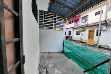 TAMAN DESA MANJUNG RAYA