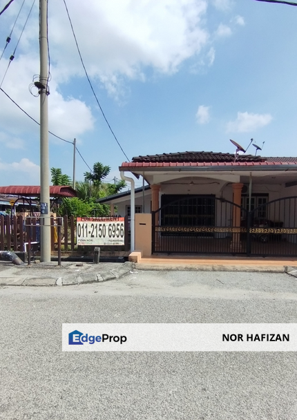 Taman Emas, Seri Manjung -  Corner Lot Rumah Teres Setingkat  Untuk Dijual, Perak, Manjung