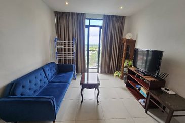 Royal Richmond Gold Condominium