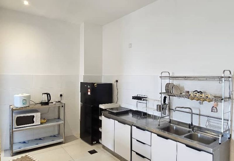 Royal Richmond Gold Condominium