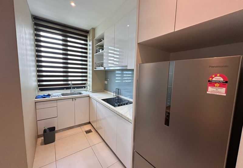 Royal Richmond Gold Condominium