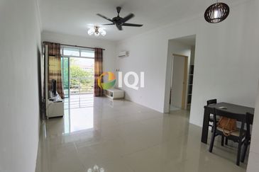 SkyVilla Condominium