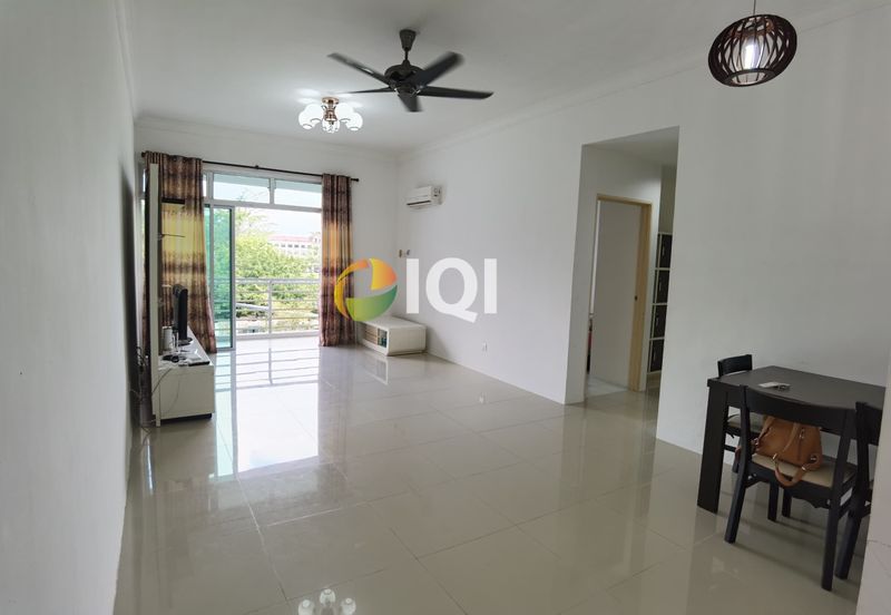 SkyVilla Condominium