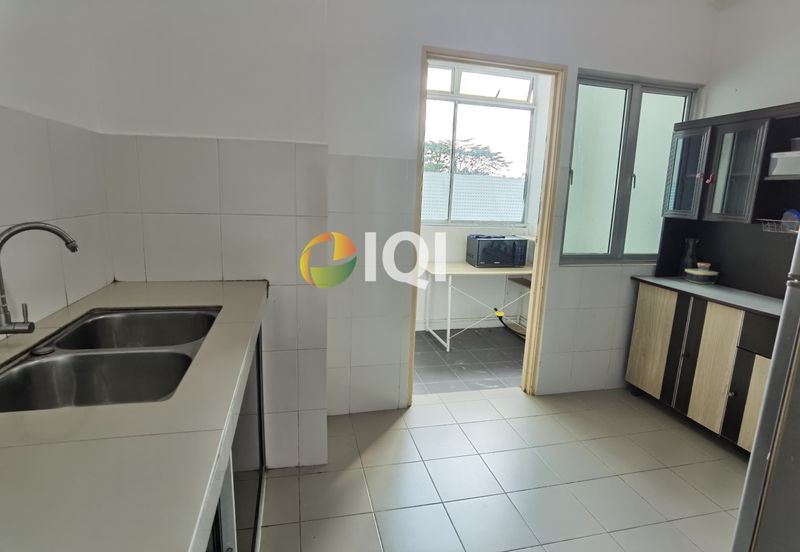 SkyVilla Condominium