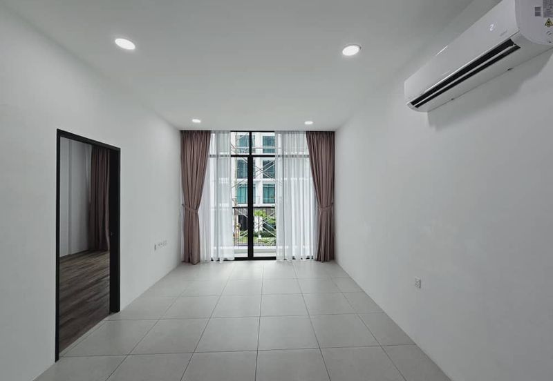 Yarra Park Apartment