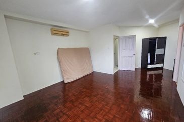 Floridale Condominium