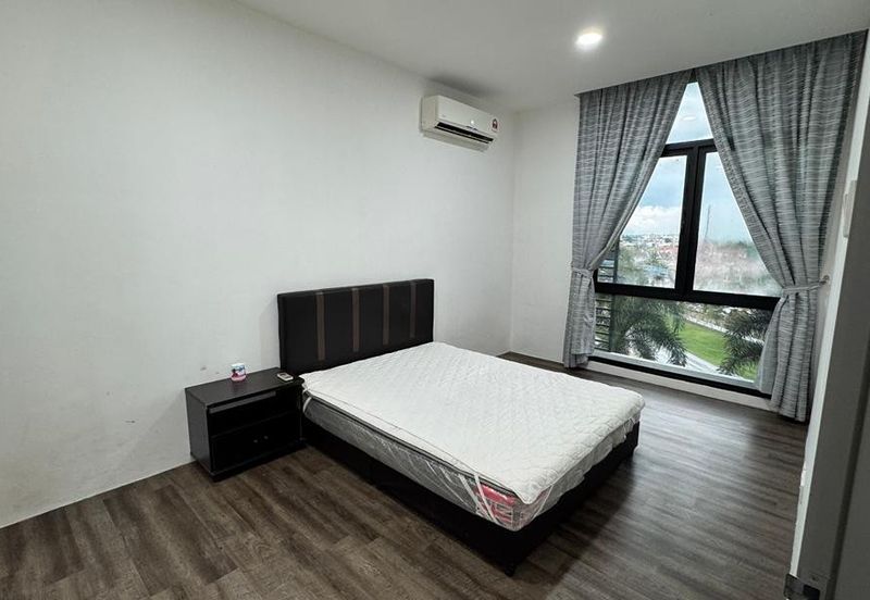 HK Square Apartment