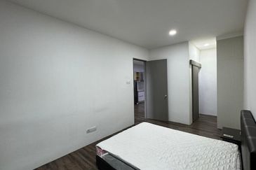 HK Square Apartment