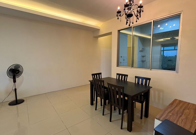 SkyVilla Condominium