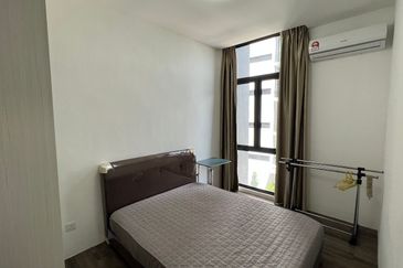 HK Square Apartment