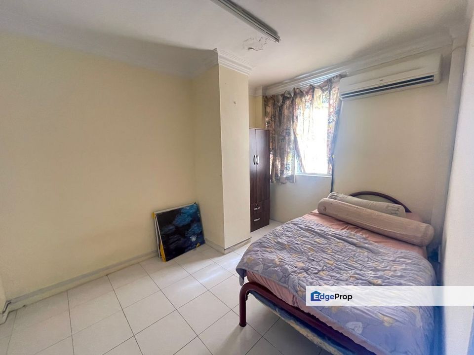 Central Court 4 Bedroom Unit For Sale, Sarawak, Kuching