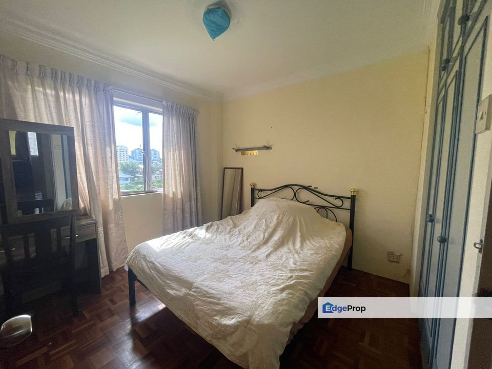 Central Court 4 Bedroom Unit For Sale, Sarawak, Kuching