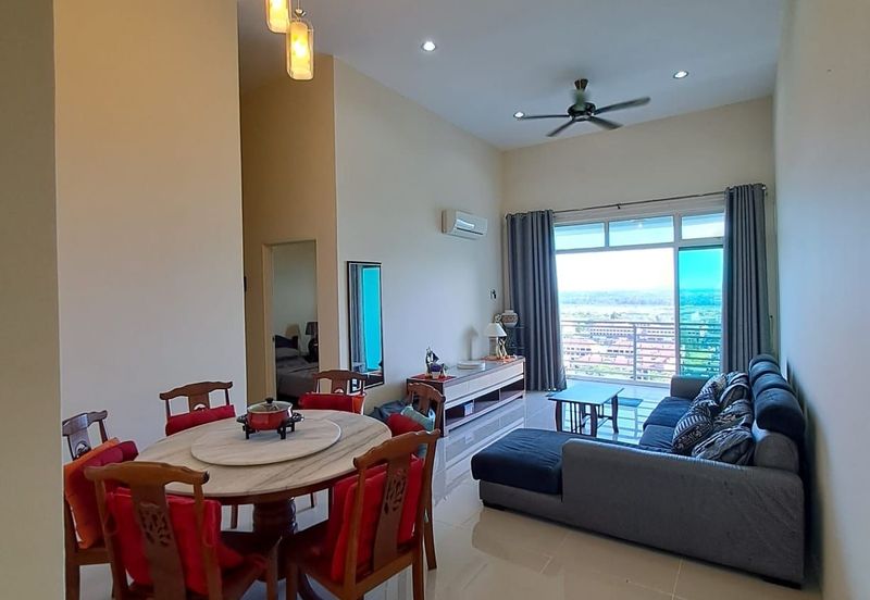 SkyVilla Condominium