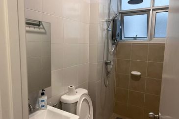 Residensi Bintawa Riverfront