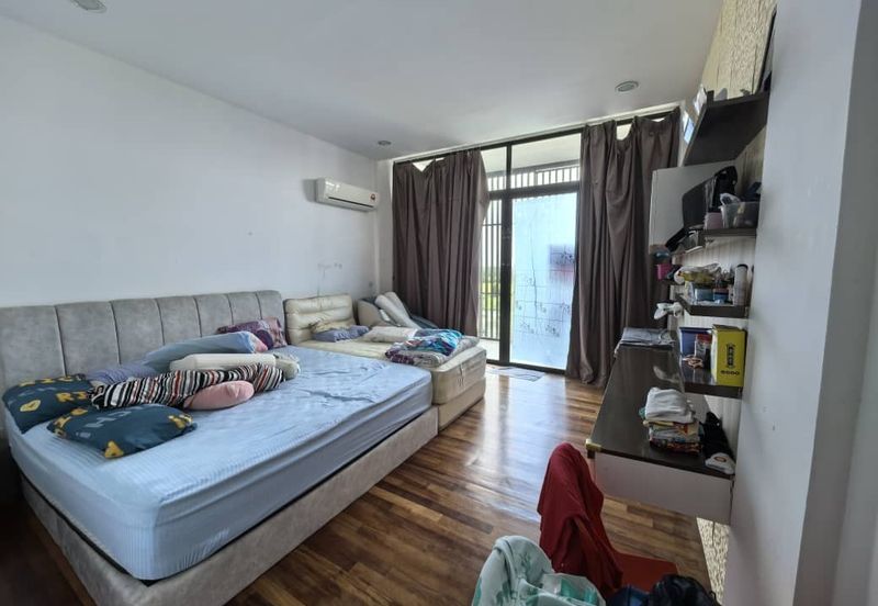 The Orchard Residences