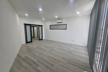 The Northbank 1st Floor Shoplot For Rent