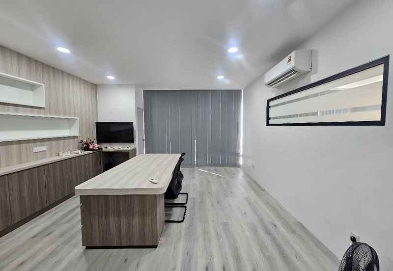 The Northbank 1st Floor Shoplot For Rent