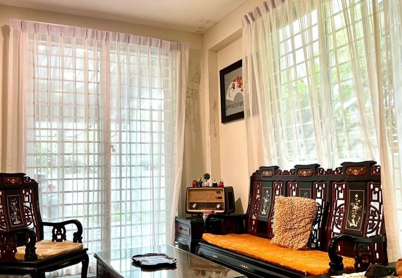 Uplands Residence Three Storey Semi-D For Sale