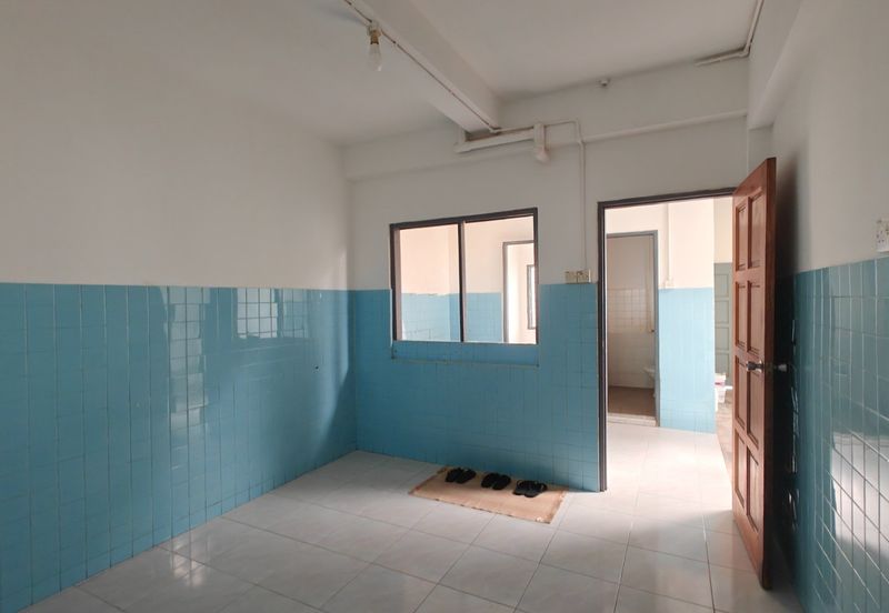 Double Storey Terrace Intermediate For Sale