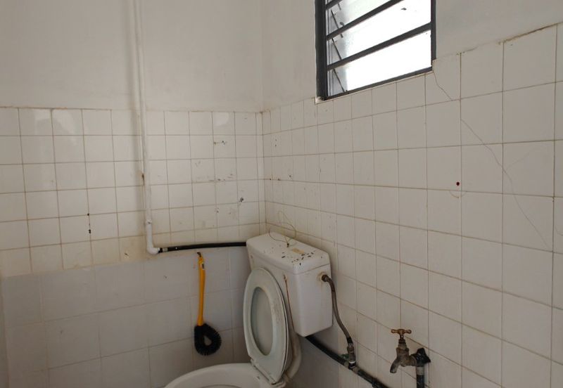 Double Storey Terrace Intermediate For Sale