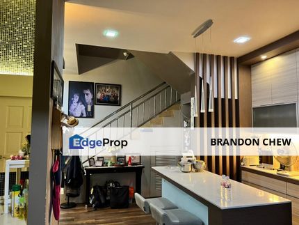 2 storey semi-detached house @ jalan lapangan terbang, Sarawak, Kuching