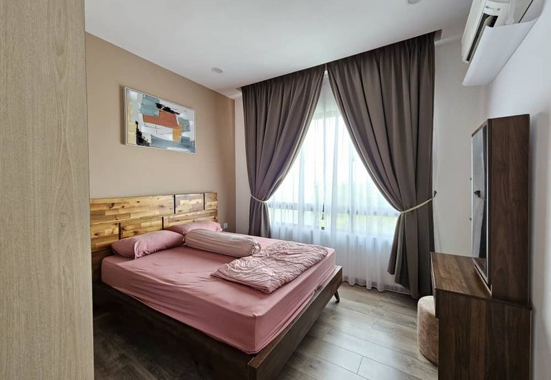 D'ryx for sale 4bed 4bath 1952sqft