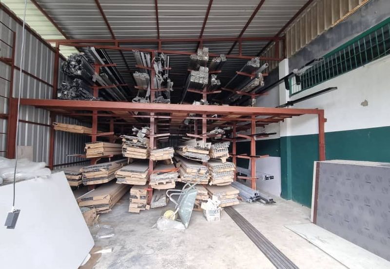 Semi-d warehouse @ muara tabuan light industrial park