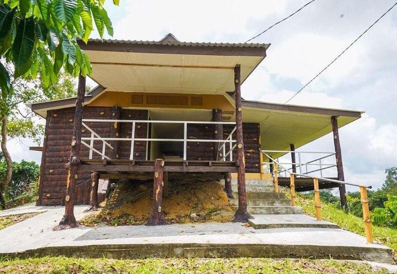 Bungalow retreat centre @ skuduk serian