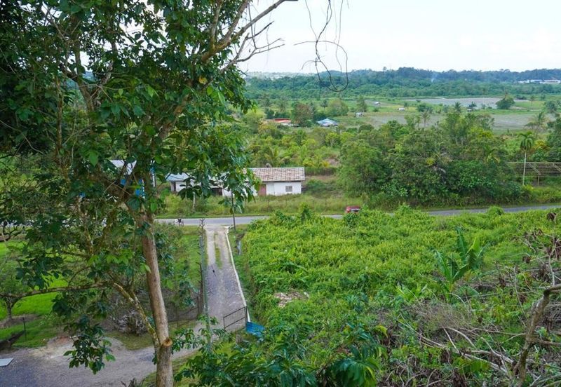 Bungalow retreat centre @ skuduk serian