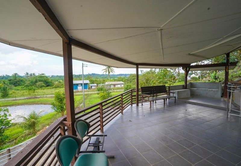 Bungalow retreat centre @ skuduk serian