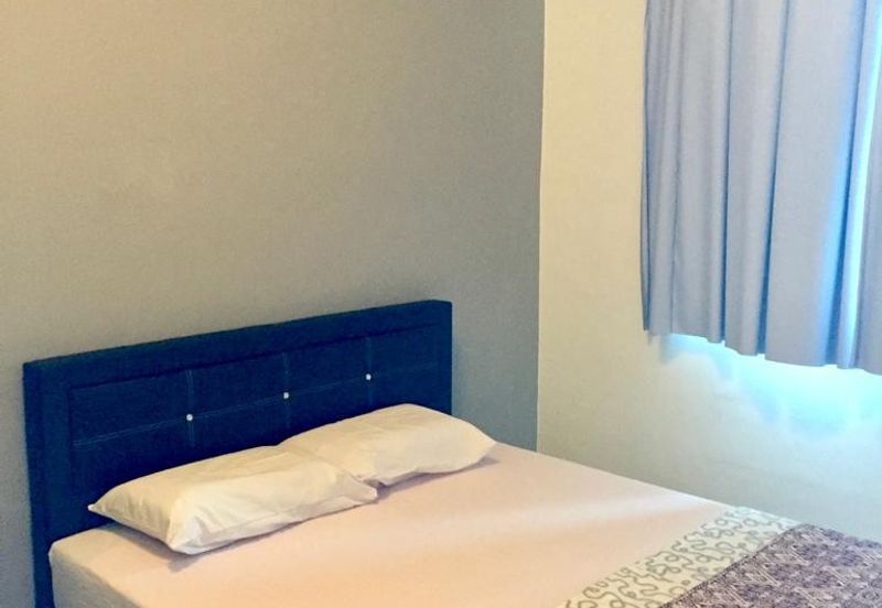 4 storey commercial shoplot @ satok 