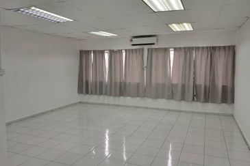 Oakland Commercial Centre