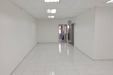 Oakland Commercial Centre