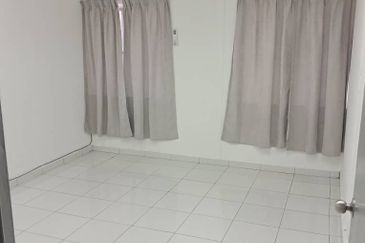 Oakland Commercial Centre